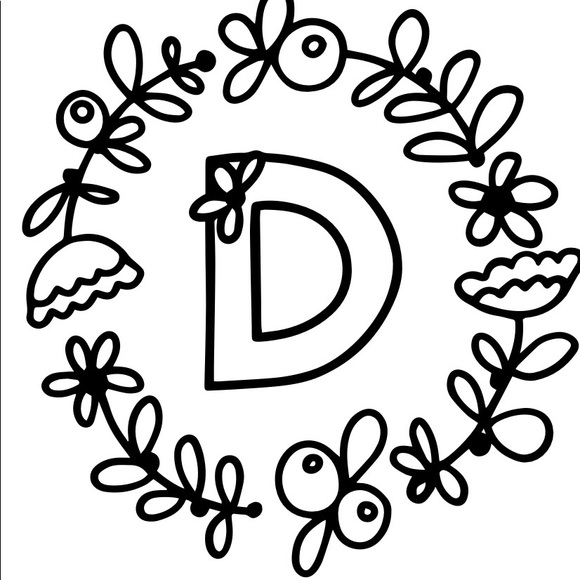 Poshmark profile picture for @dearly